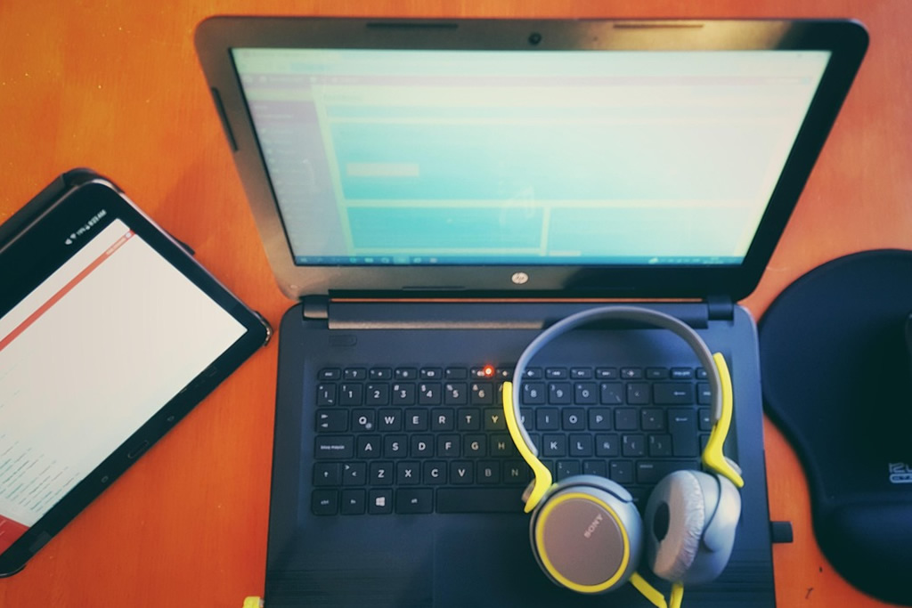 Estude de qualquer dispositivo com o Simulado Solidário